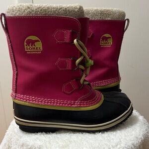 Sorel kids Fuchsia and Black Winter Boots